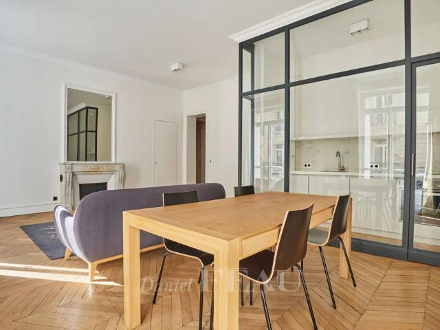 Location appartement, Paris 8ème 75008, 2 pièces, 74.98 m², ref 87246972