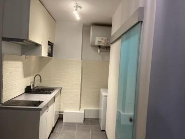 location appartement paris 10eme arrondissement 1 pièce 27 m2 paris 75010 1140 € / mois
