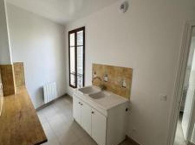 location appartement paris 12eme arrondissement 2 pièces 42 m2 paris 75012 1424 € / mois