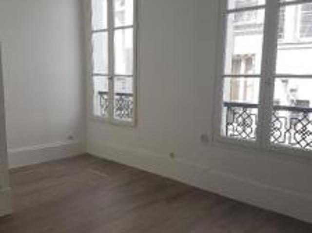 location appartement paris 17eme arrondissement 2 pièces 23 m2 paris 75017 1100 € / mois