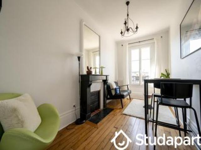 location appartement paris 17eme arrondissement 2 pièces 23 m2 paris 75017 2000 € / mois