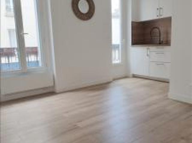 location appartement paris 17eme arrondissement 2 pièces 27 m2 paris 75017 945 € / mois