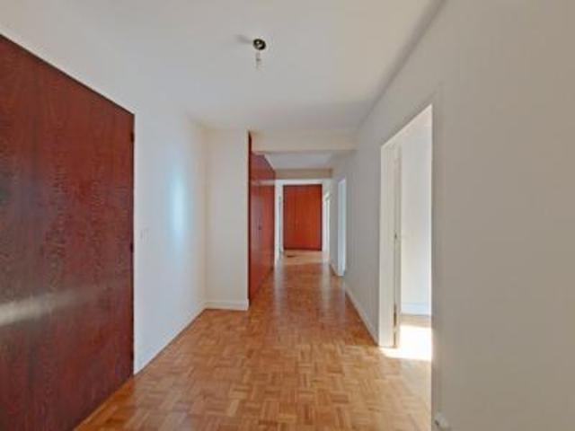 location appartement paris 15eme arrondissement 4 pièces 90 m2 paris 75015 2899 € / mois
