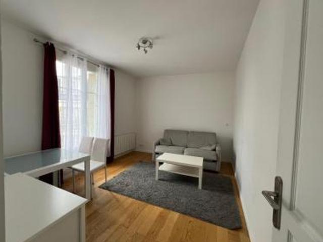 location appartement paris 15eme arrondissement 1 pièce 27 m2 paris 75015 1140 € / mois