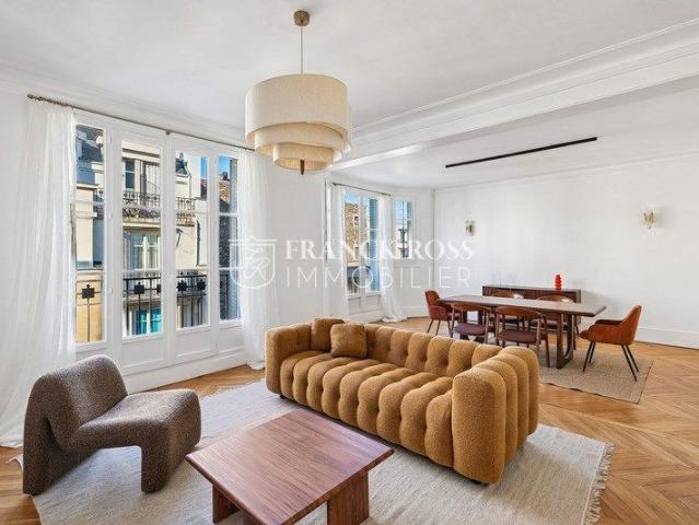 Location Appartement Paris 16 75016 Place Victor Hugo — Franck Ross Immobilier
