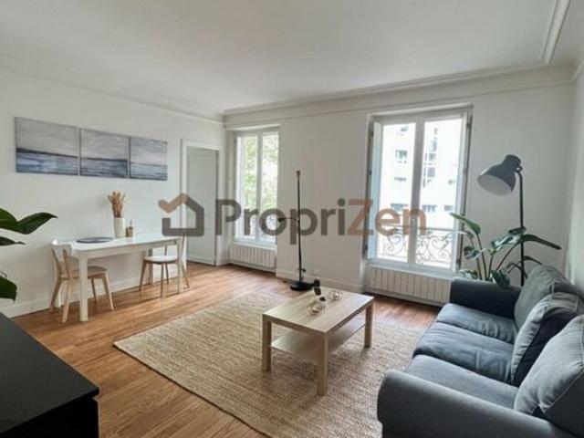 Location Appartement Paris 16ème 40m2