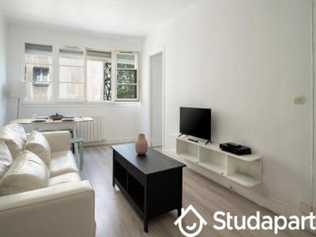 location appartement paris 16eme arrondissement 2 pièces 40 m2 paris 75016 2000 € / mois