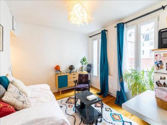 location appartement paris 18eme arrondissement 1 pièce 21 m2 paris 75018 928 € / mois