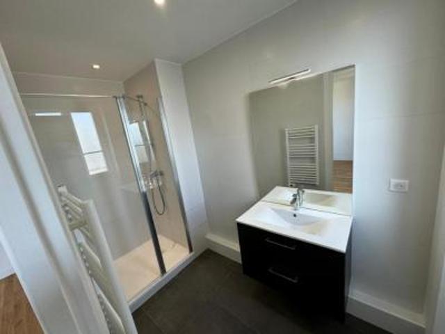 location appartement paris 18eme arrondissement 1 pièce 35 m2 paris 75018 1236 € / mois