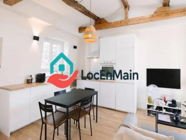 location appartement paris 18eme arrondissement 2 pièces 35 m2 paris 75018 1305 € / mois