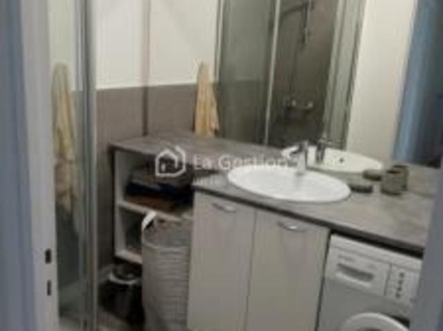 location appartement paris 18eme arrondissement 3 pièces 65 m2 paris 75018 1800 € / mois