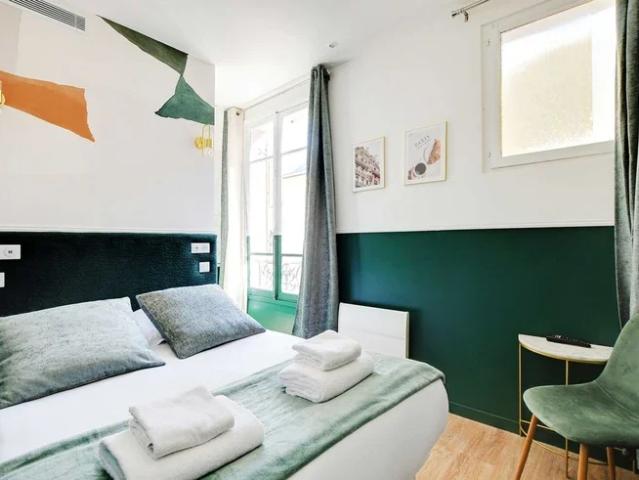 Location Appartement Passage du Mont Cenis, Paris
