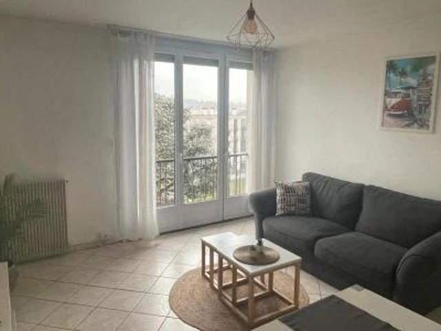 location appartement pessac 3 pièces 60 m2 gironde 33600 990 € / mois