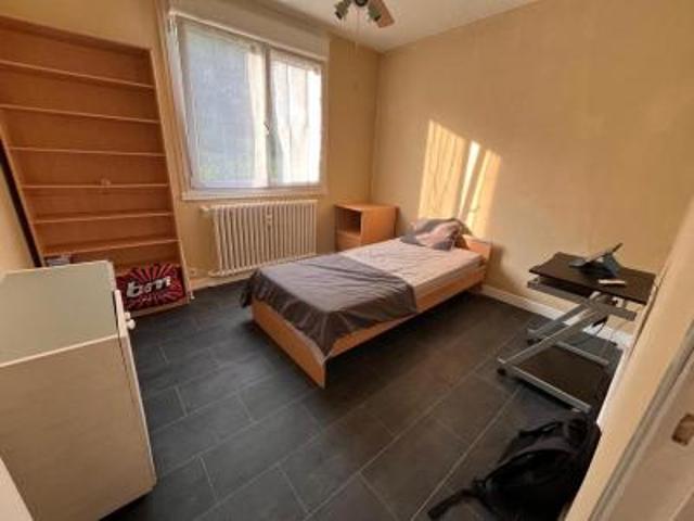 location appartement pierre benite 1 pièce 23 m2 rhone 69310 600 € / mois