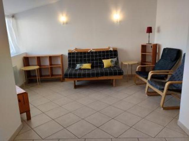 location appartement pierrelatte 2 pièces 47 m2 drome 26700 700 € / mois