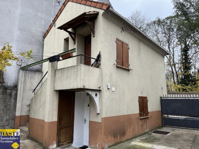 Location appartement Pontault Combault 1 pièce 15.46m² 539.48€ | Daste Gestion