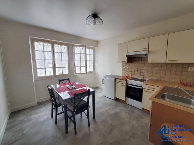 Location appartement Pontivy: 455 € AJP Immobilier Pontivy