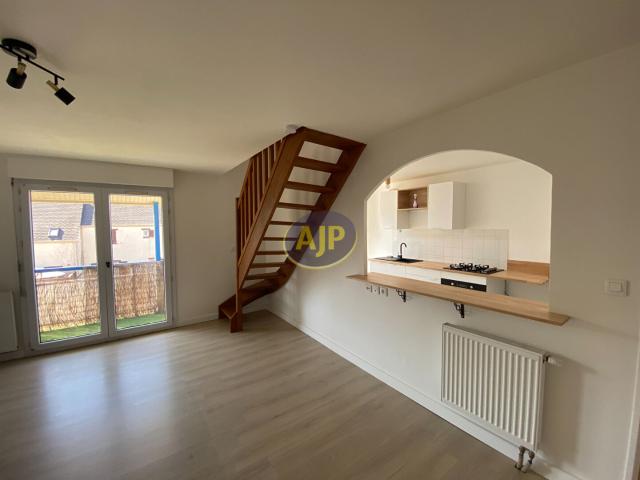 Location appartement Pontivy: 580 € AJP Immobilier Pontivy