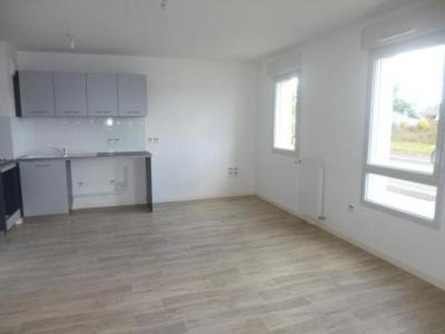 location appartement ponts de ce 2 pièces 44 m2 maine et loire 49130 583 € / mois
