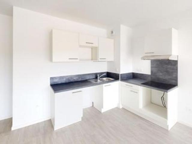 location appartement poitiers 4 pièces 80 m2 vienne 86000 820 € / mois