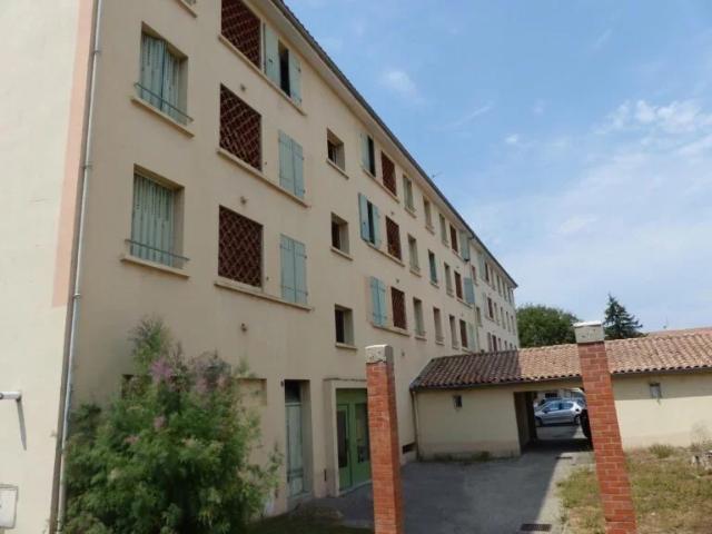 Location Appartement Place Théodore Valette, Saint Paul Trois Châteaux