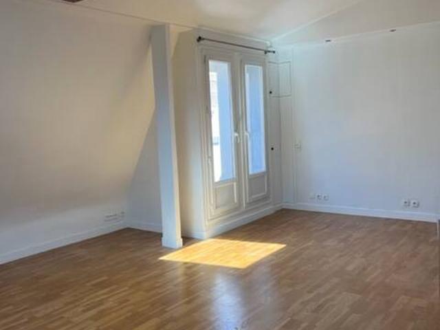 Location Appartement Place Victor Hugo, Paris