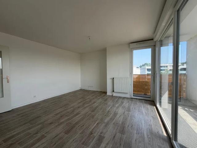 Location Appartement Place Yvonne et Jeannine Trihoreau, Saint Michel sur Orge
