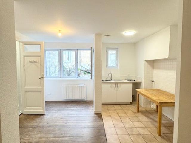 Location Appartement Place Amédée Larrieu, Bordeaux