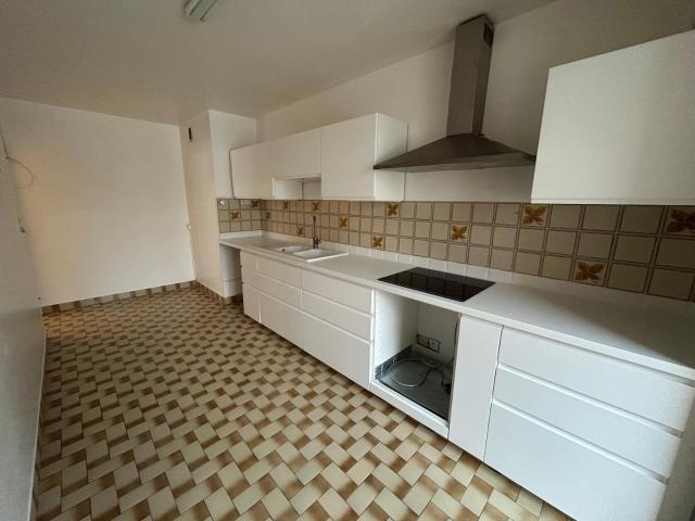 Location Appartement Place Antoine Drivet, Feurs
