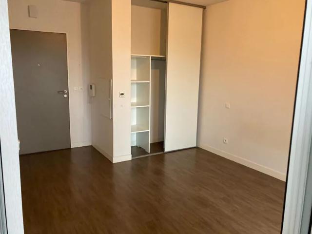 Location Appartement Place Cap Ouest, La Rochelle
