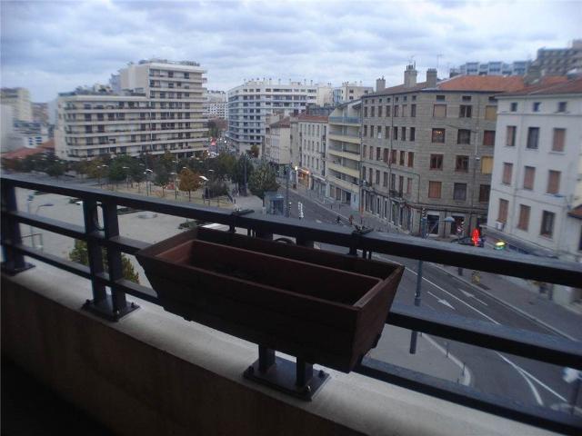 Location Appartement Place Chavanelle, Saint Étienne