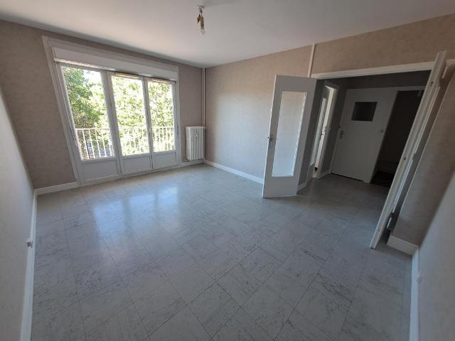 Location Appartement Place d'Armes, Vitry le François