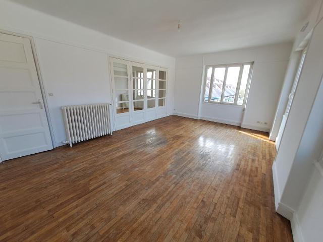 Location Appartement Place d'Armes, Vitry le François