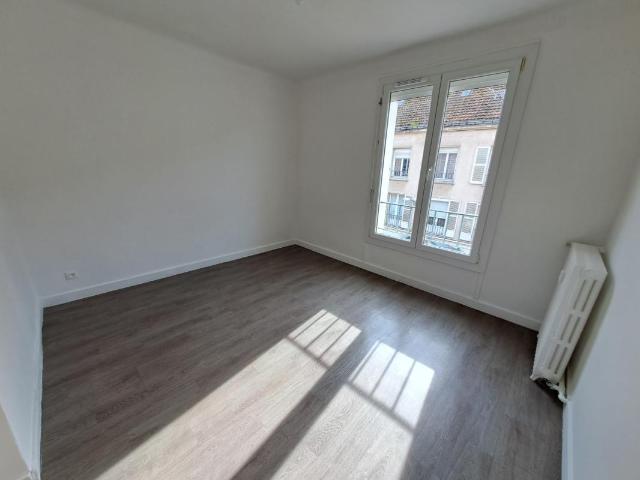 Location Appartement Place d'Armes, Vitry le François