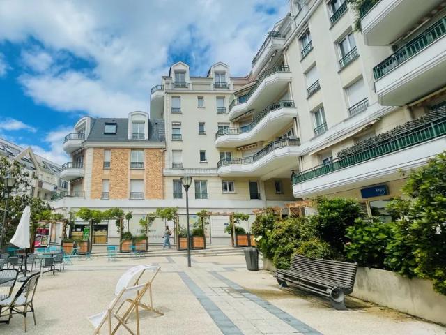 Location Appartement Place de Forchheim, Le Perreux sur Marne