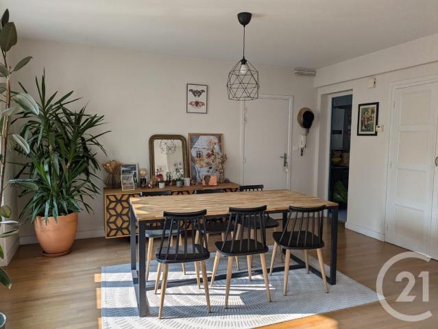 Location Appartement Place de Jaude, Clermont Ferrand