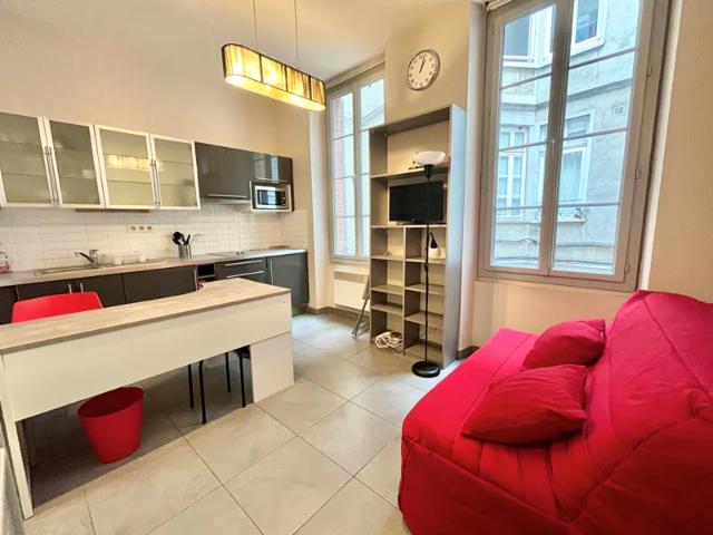 Location Appartement Place de la Trinité, Toulouse