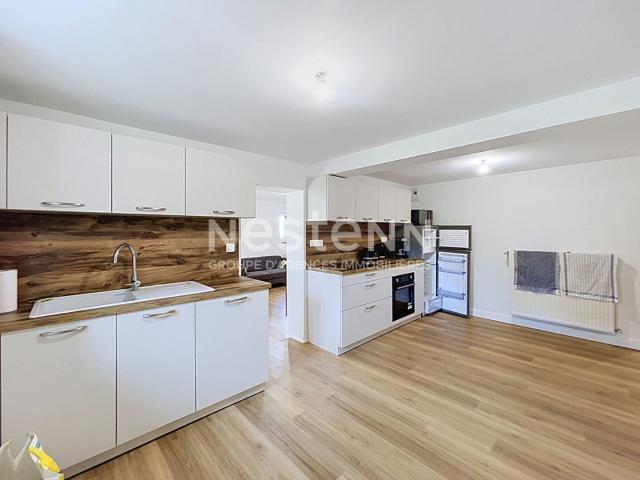 Location Appartement Place de la Calade, Yssingeaux