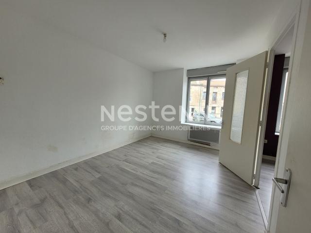 Location Appartement Place de la Calade, Yssingeaux