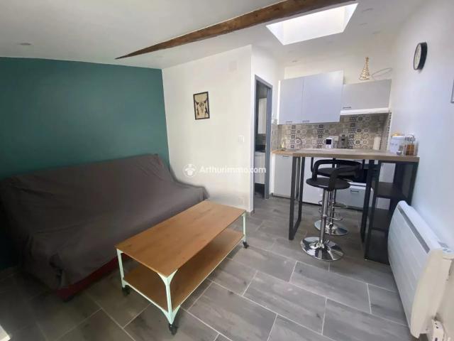 Location Appartement Place de la Capelle, Millau