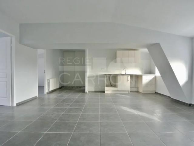 Location Appartement Place de la Croix Rousse, Lyon