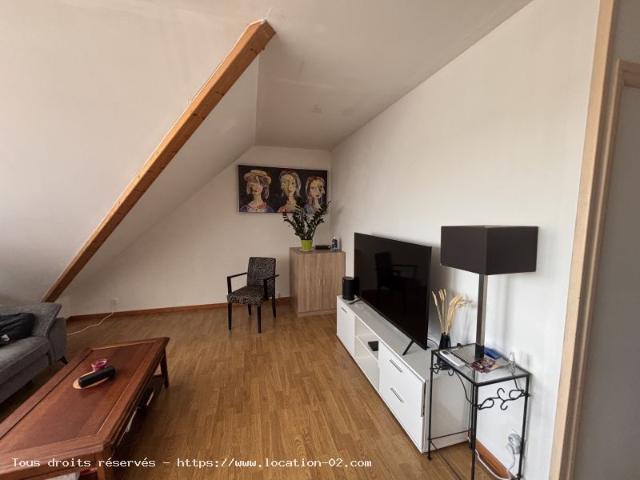 Location Appartement Place de la Mairie, Étampes sur Marne