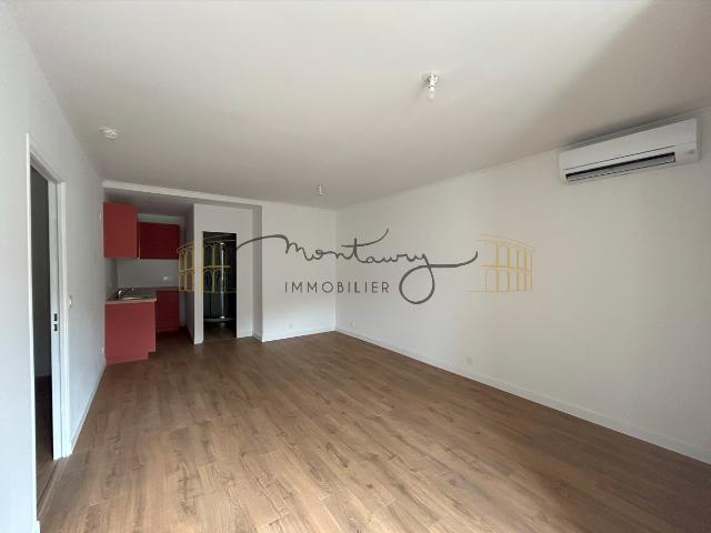 Location Appartement Place de la Mutualité, Nîmes