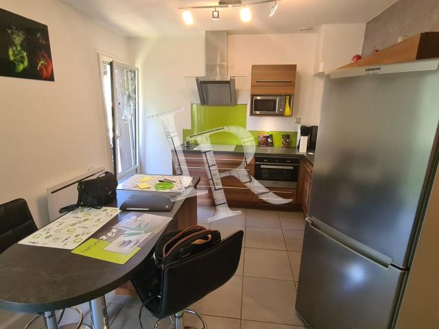 Location Appartement Place de la Mutualité, Vals près le Puy