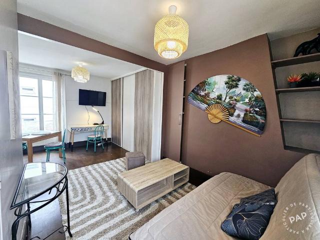 Location Appartement Place de la République, Orsay