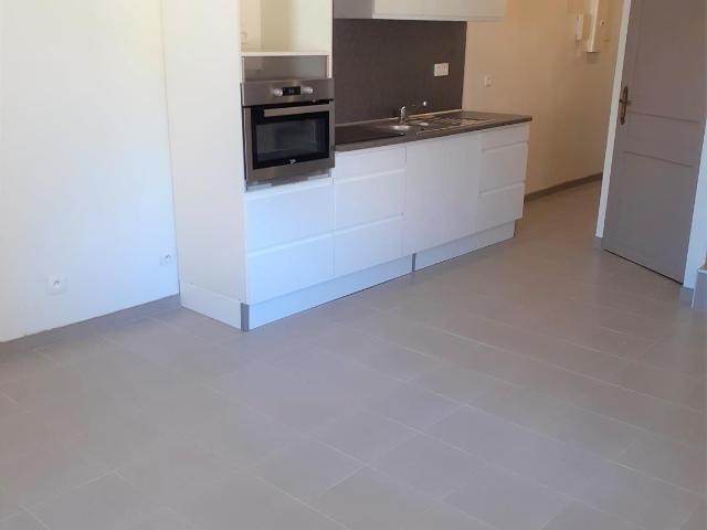Location Appartement Place de la République, Pézenas