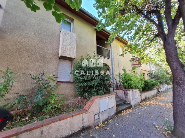 Location Appartement Place de l'Esplanade, Villeneuve Tolosane