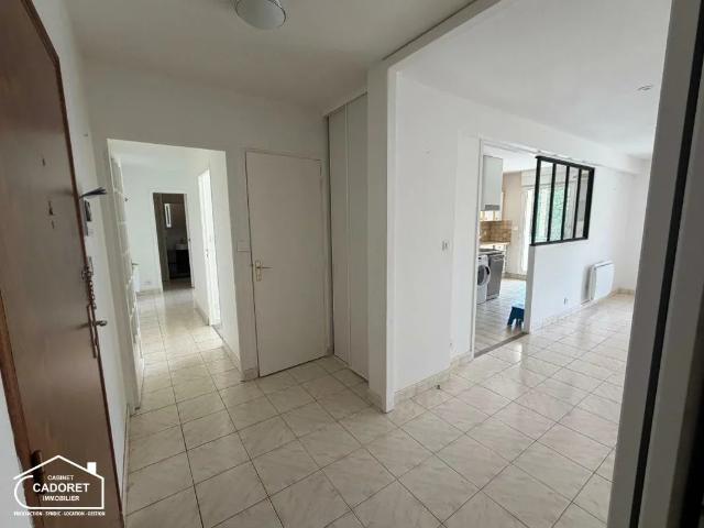 Location Appartement Place de l'Hôtel de Ville, Pornic