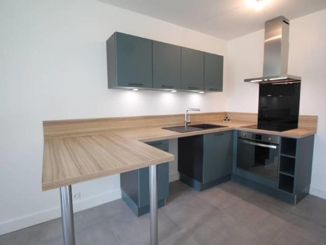 Location Appartement Place de l'Ormeau, Roquesérière