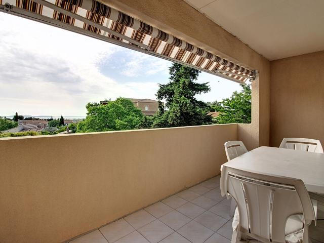 Location Appartement Place de Provence, Vitrolles